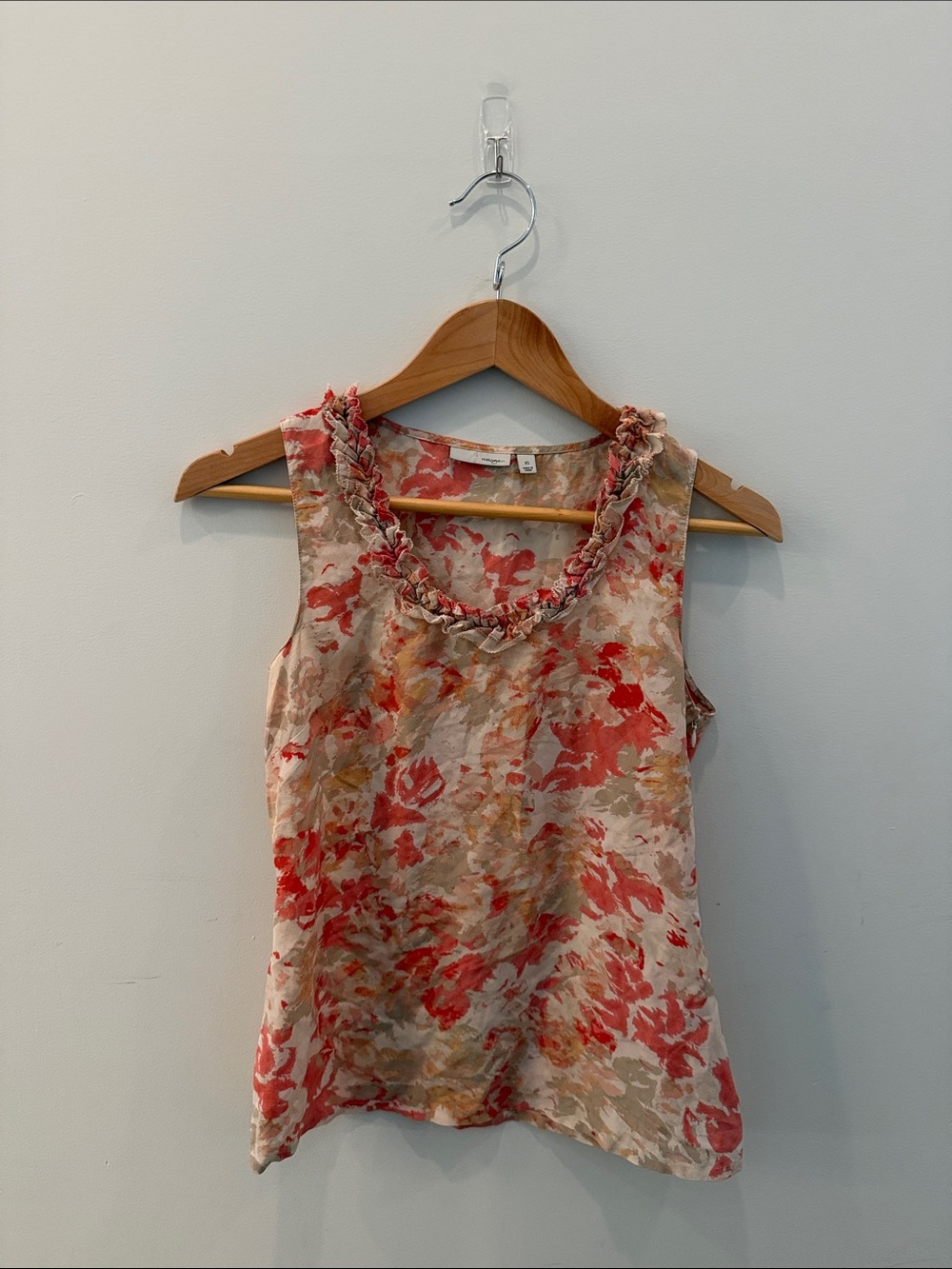 Halogen Sleeveless Floral Ruffle Neck Top - Coral Multi XS 100% Silk